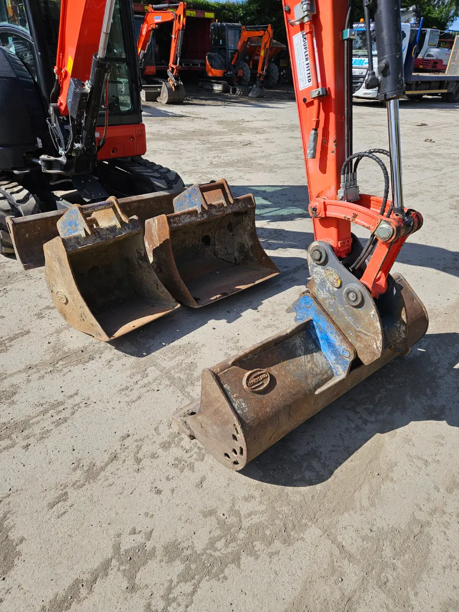 2022 kubota 50-5 1600hours - Image 3