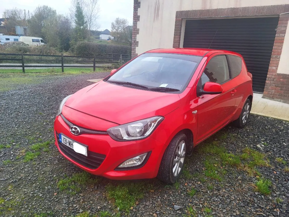 2013 Hyundai i20 - Image 1