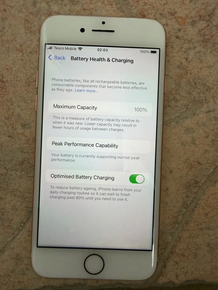 iPhone 8 - new battery - perfect condition - Image 2