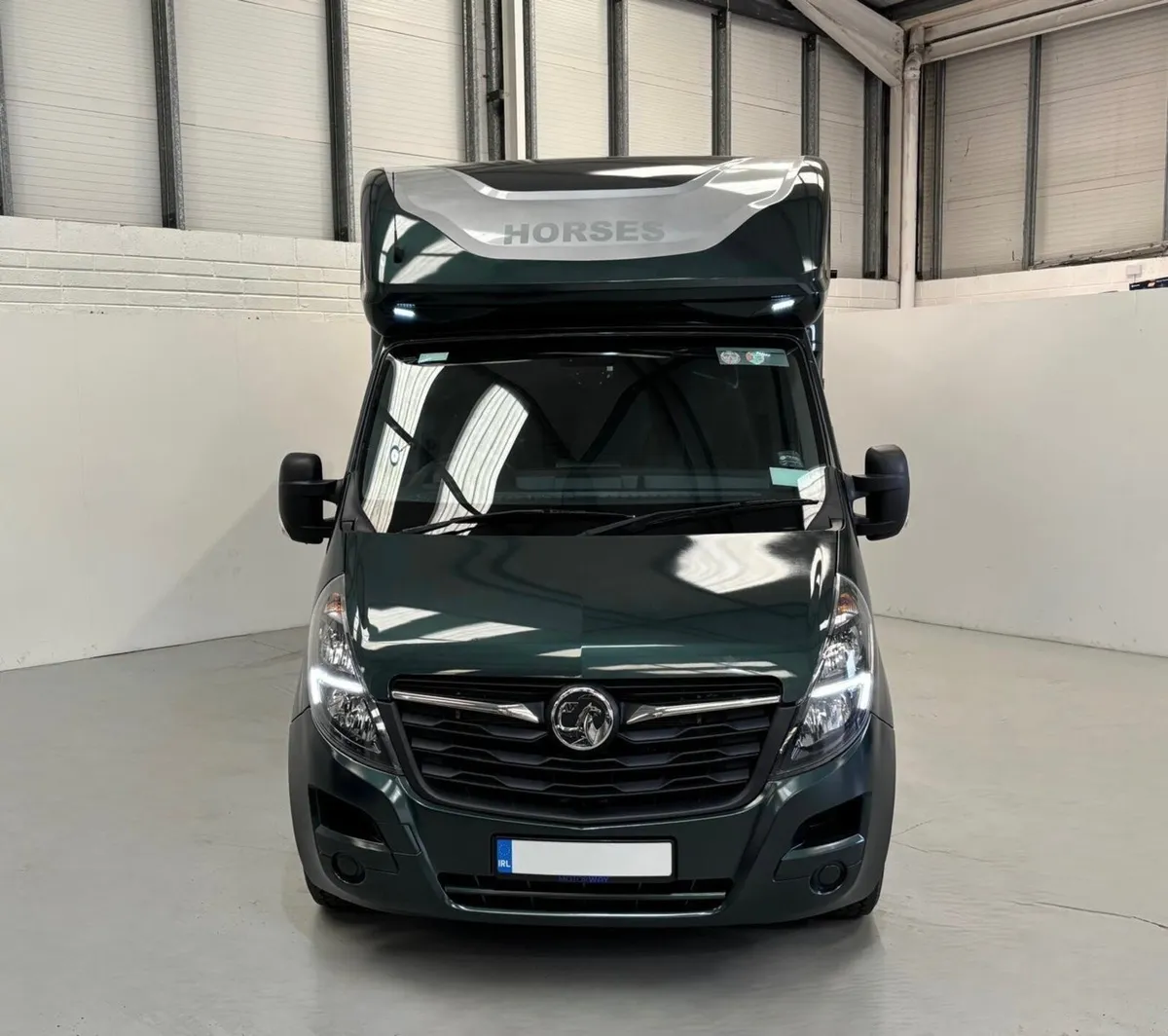 Vauxhall Movano 3.5T Horsebox - Image 2