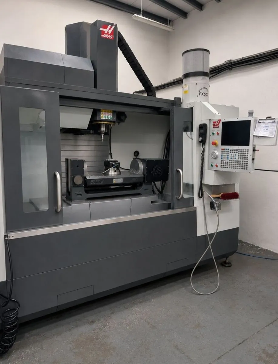 HAAS VF 4 SS , 5 axis Machining Centre - Image 1