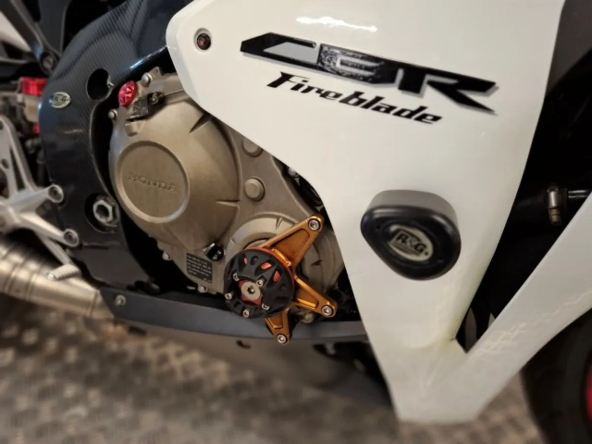 Honda Fireblade 2008 - Image 4