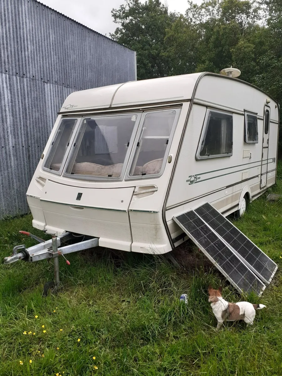 Caravan - Image 1