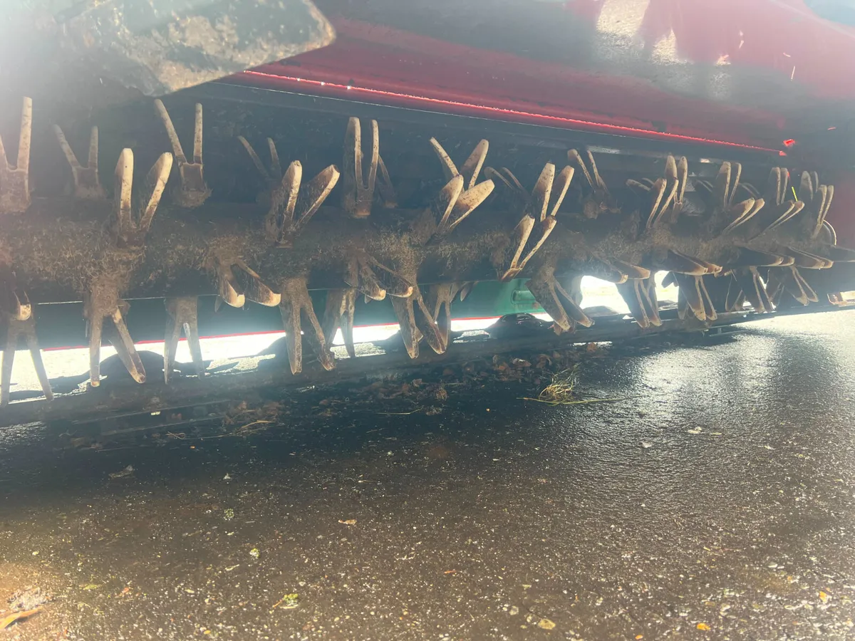 2015  Kverneland 3232 MN Mower Conditioner - Image 3