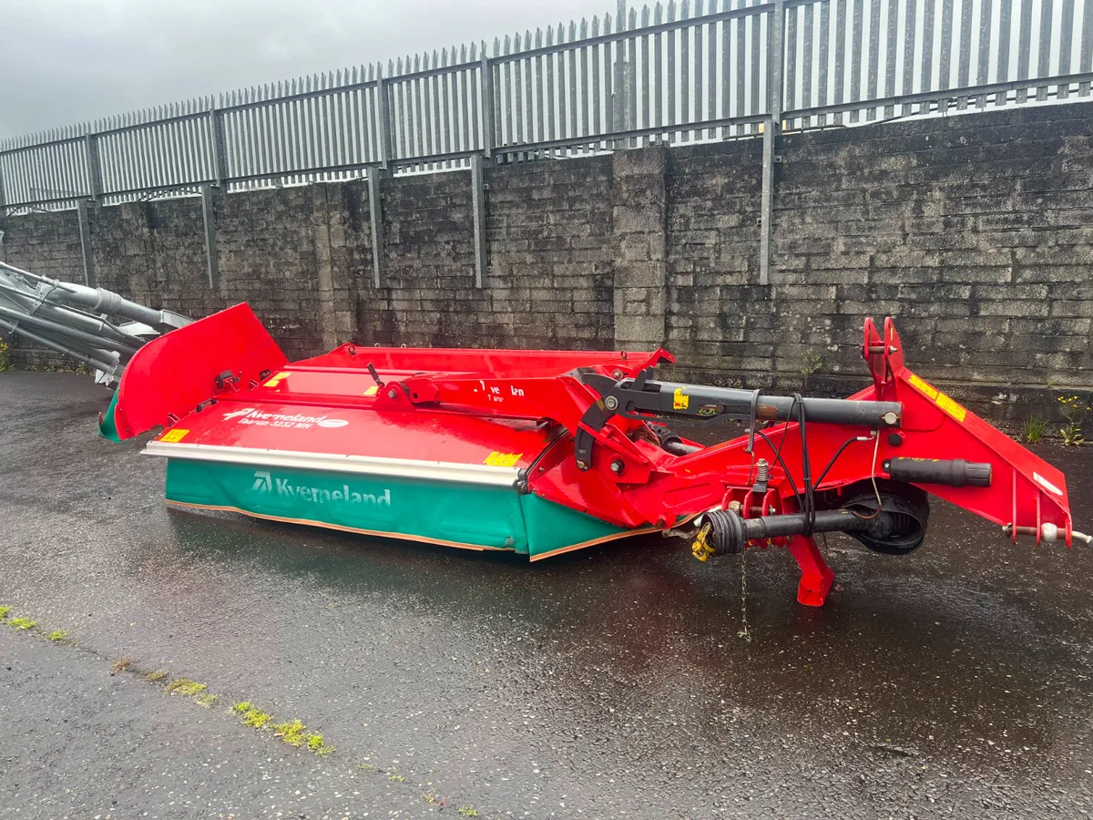 2015  Kverneland 3232 MN Mower Conditioner - Image 1