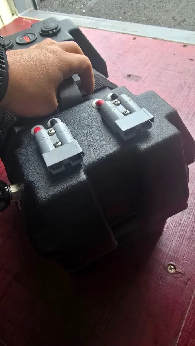 Outboard Engine Battery & Power Bank Box - Image 1