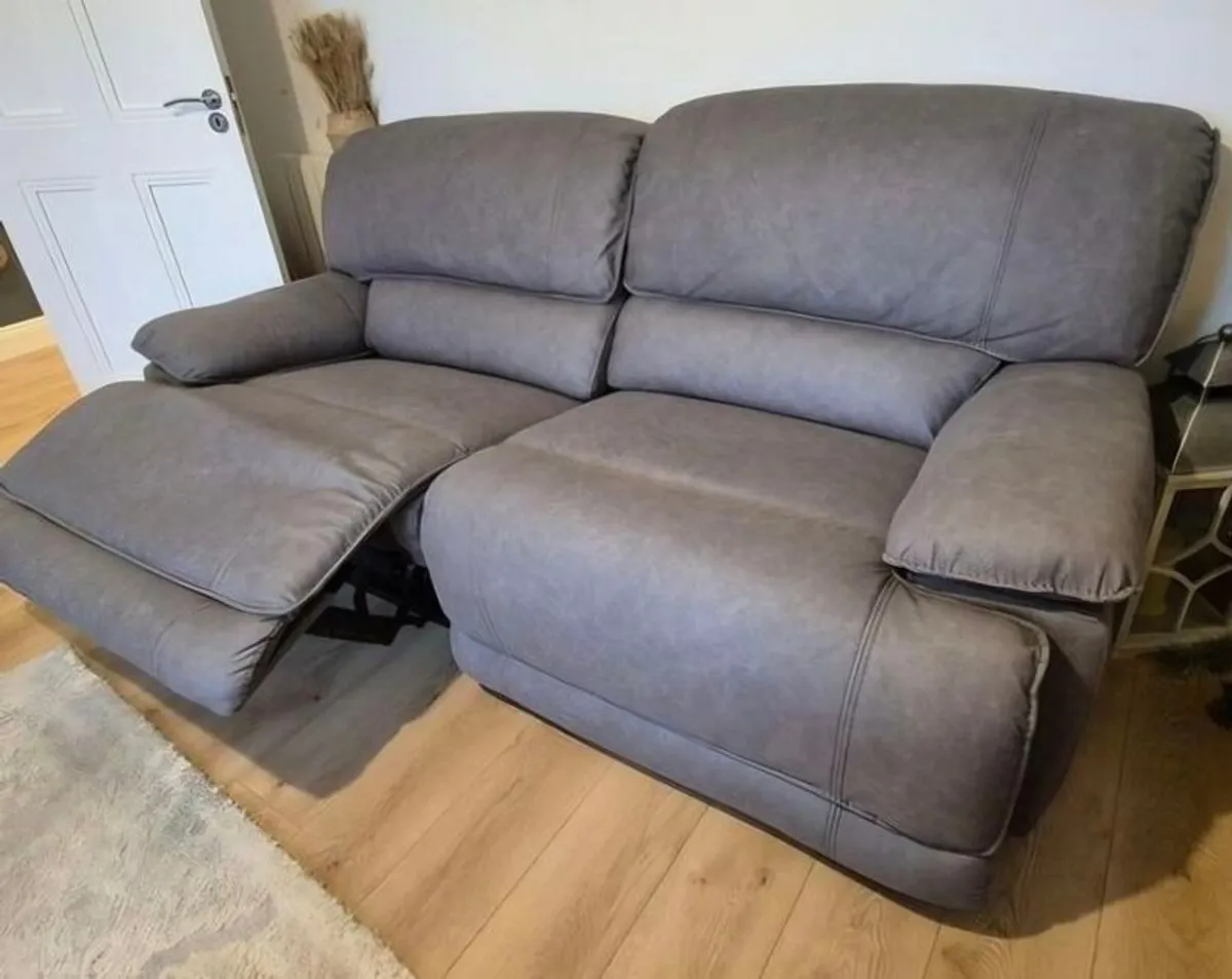 couches - Image 1