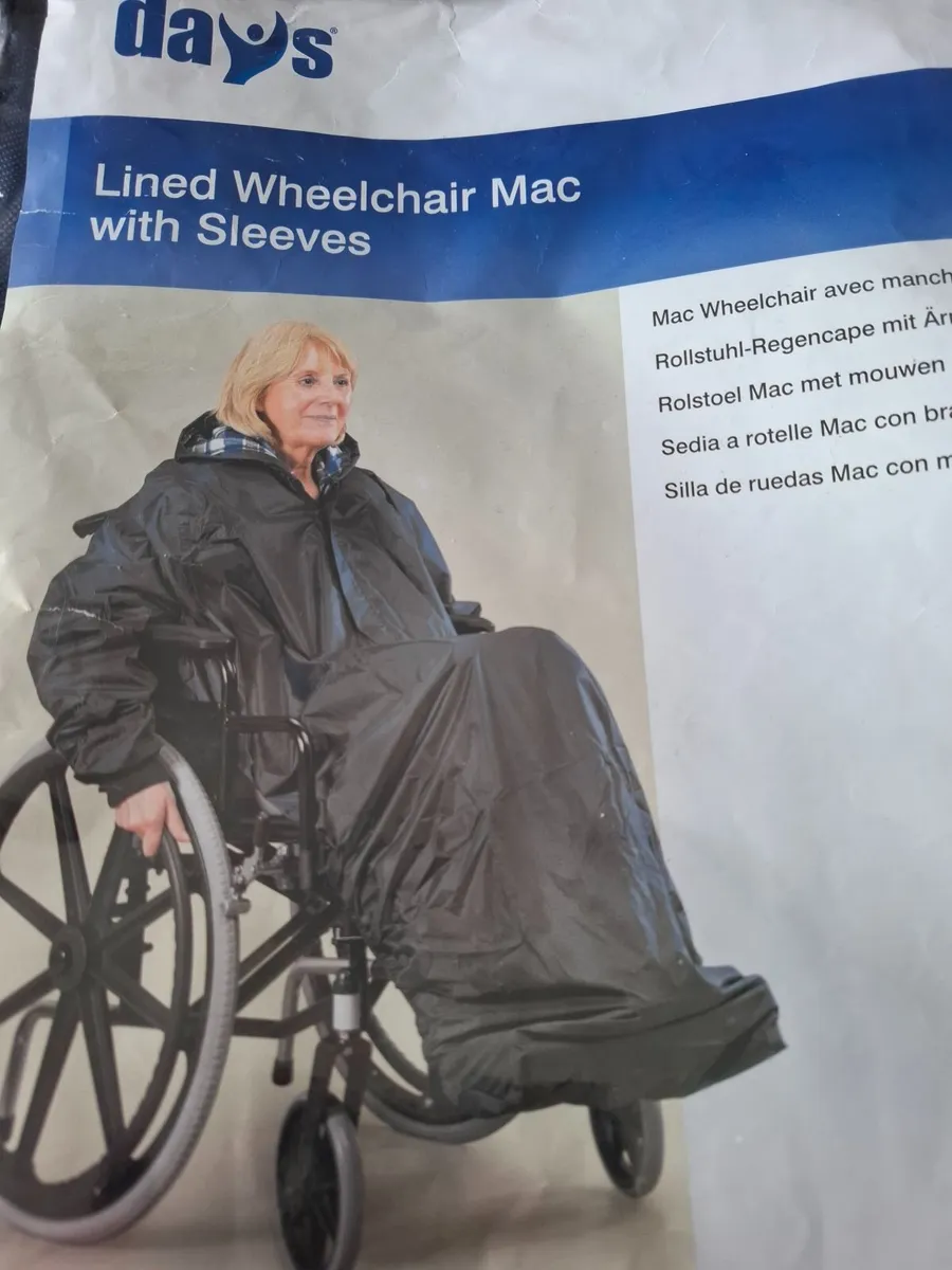 Wheelchair rain mac - Image 1