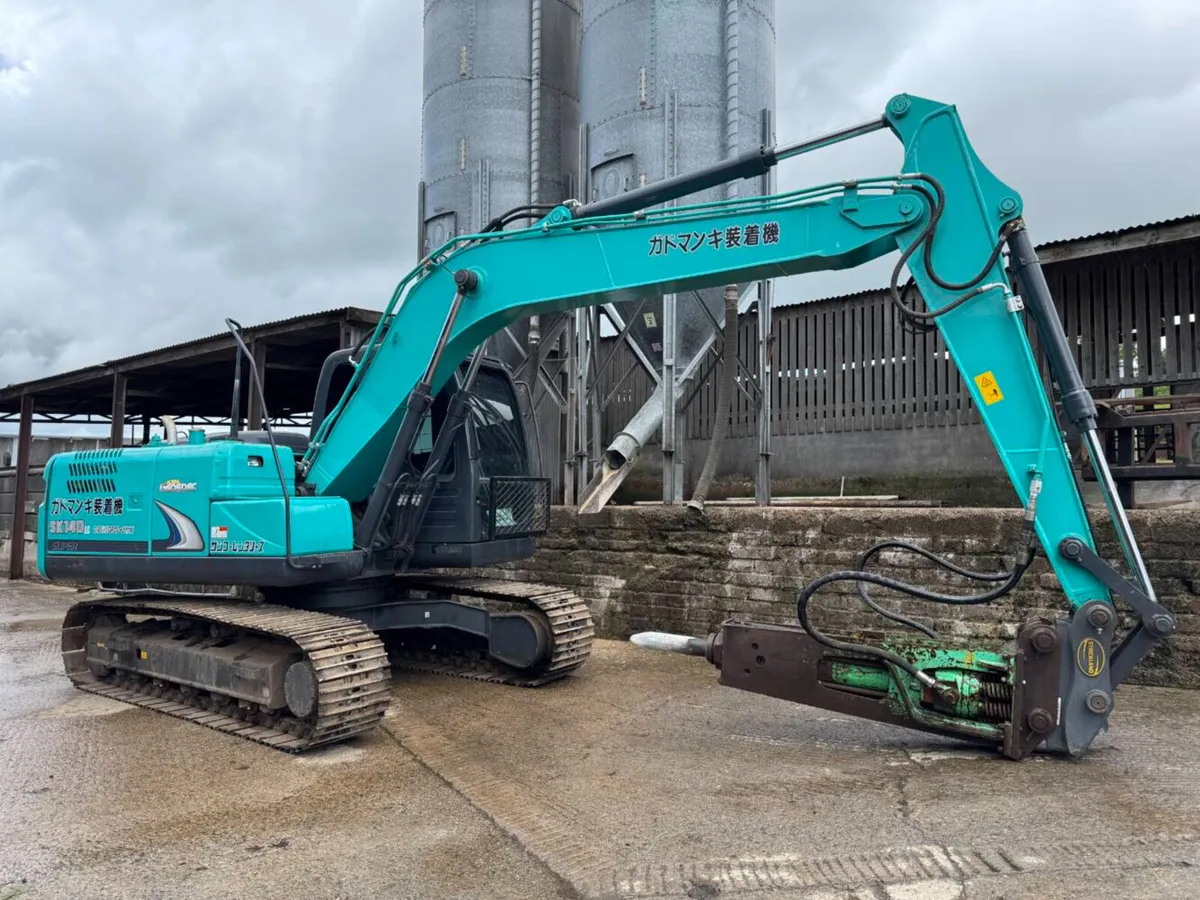 2015 Kobelco SK140 LC Excavator - Image 1