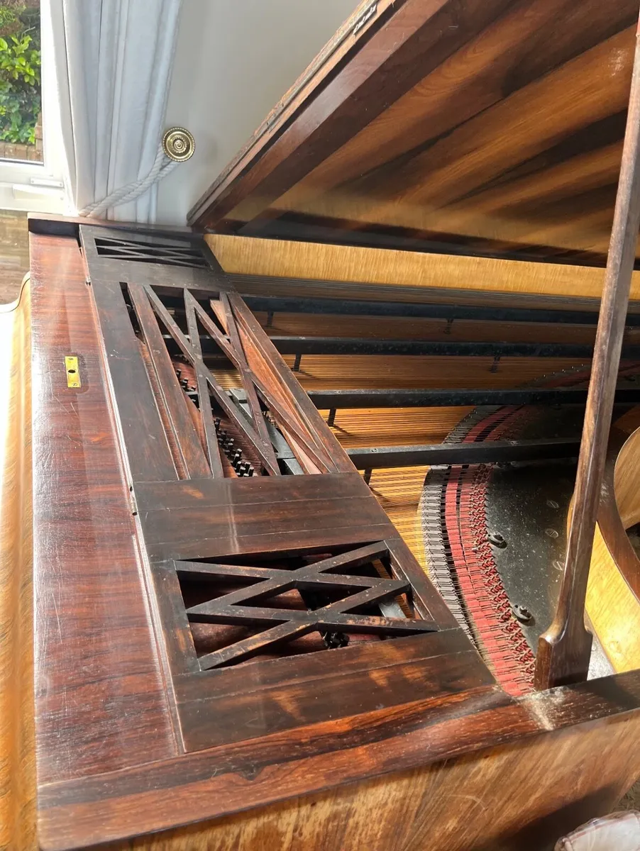 Grand Piano - Image 3