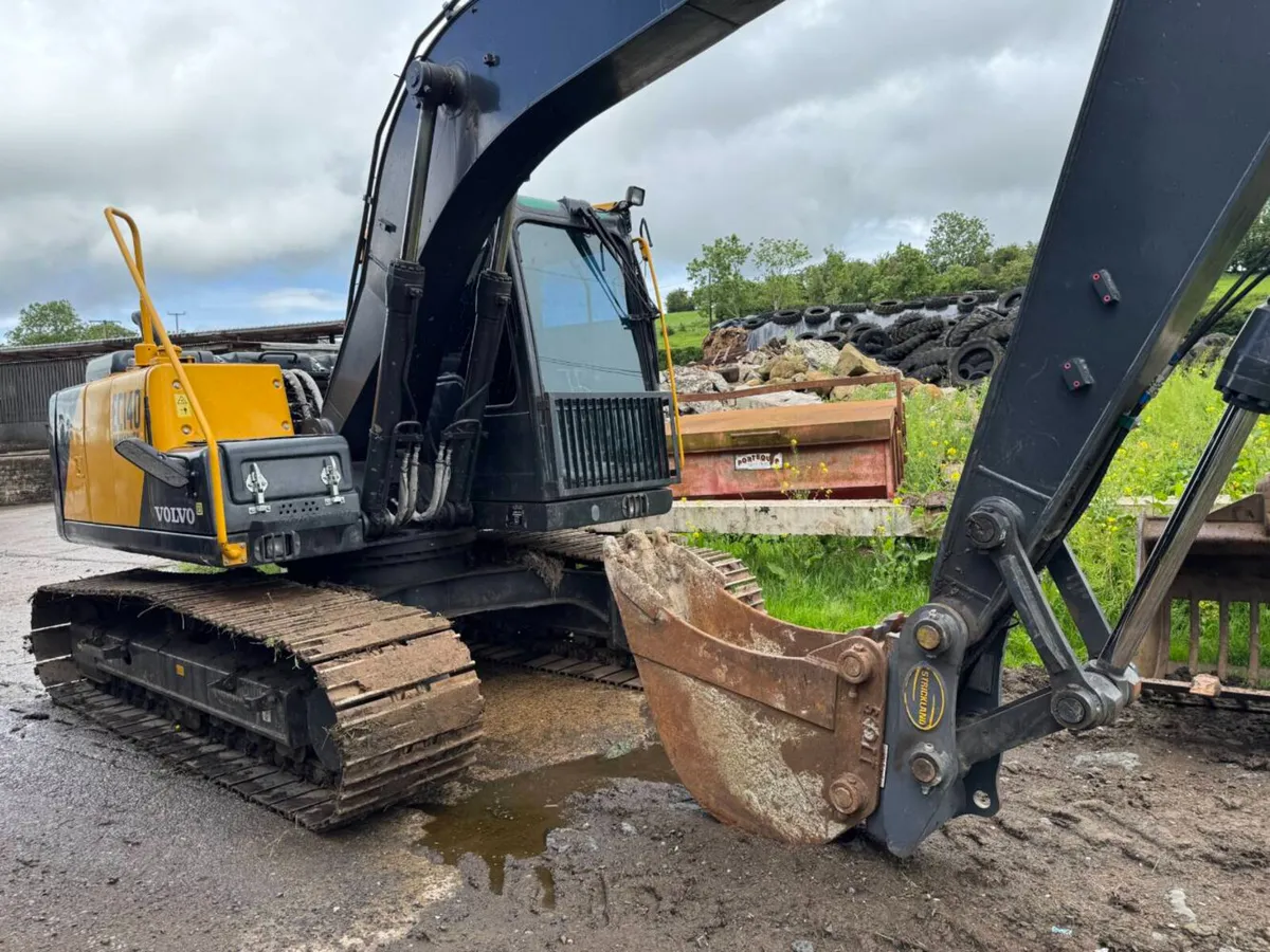 Volvo 140 EC140 Excavator - Image 2