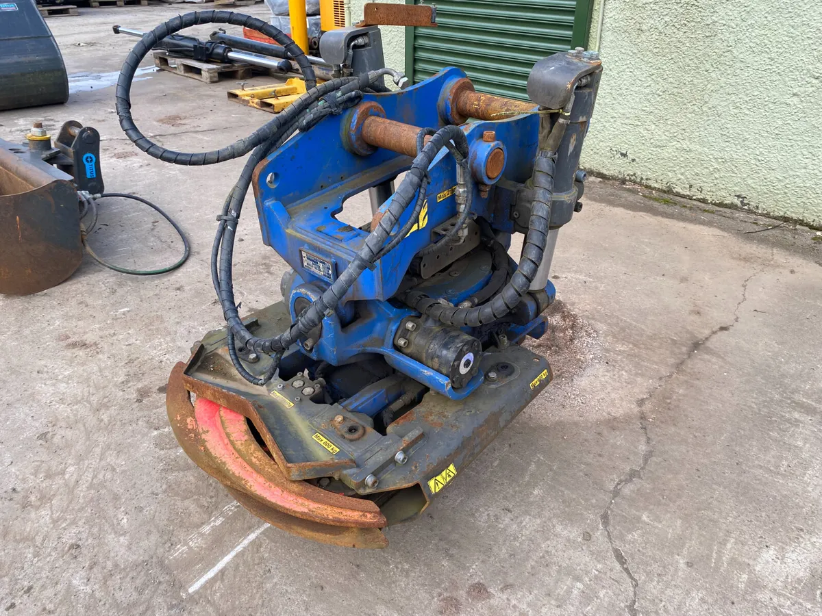 Arden 14 Ton Tiltrotator - Image 2
