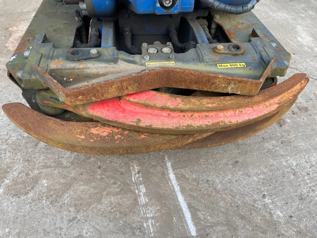 Arden 14 Ton Tiltrotator - Image 4