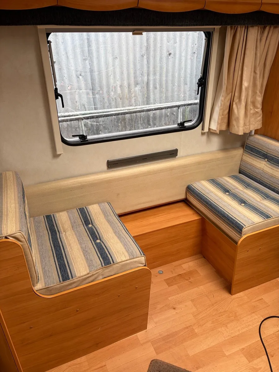 Caravan - Image 3