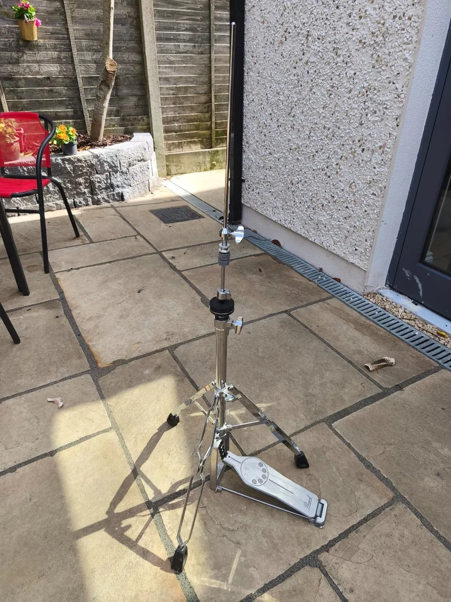 Pearl Hi-Hat, Pearl crash stand, Tama kick pedal - Image 3