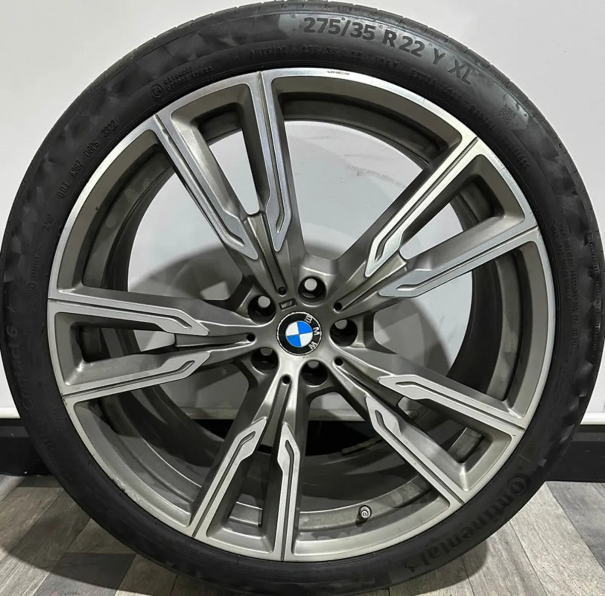 22" Genuine BMW 747m Alloy Wheels & Continentals - Image 3