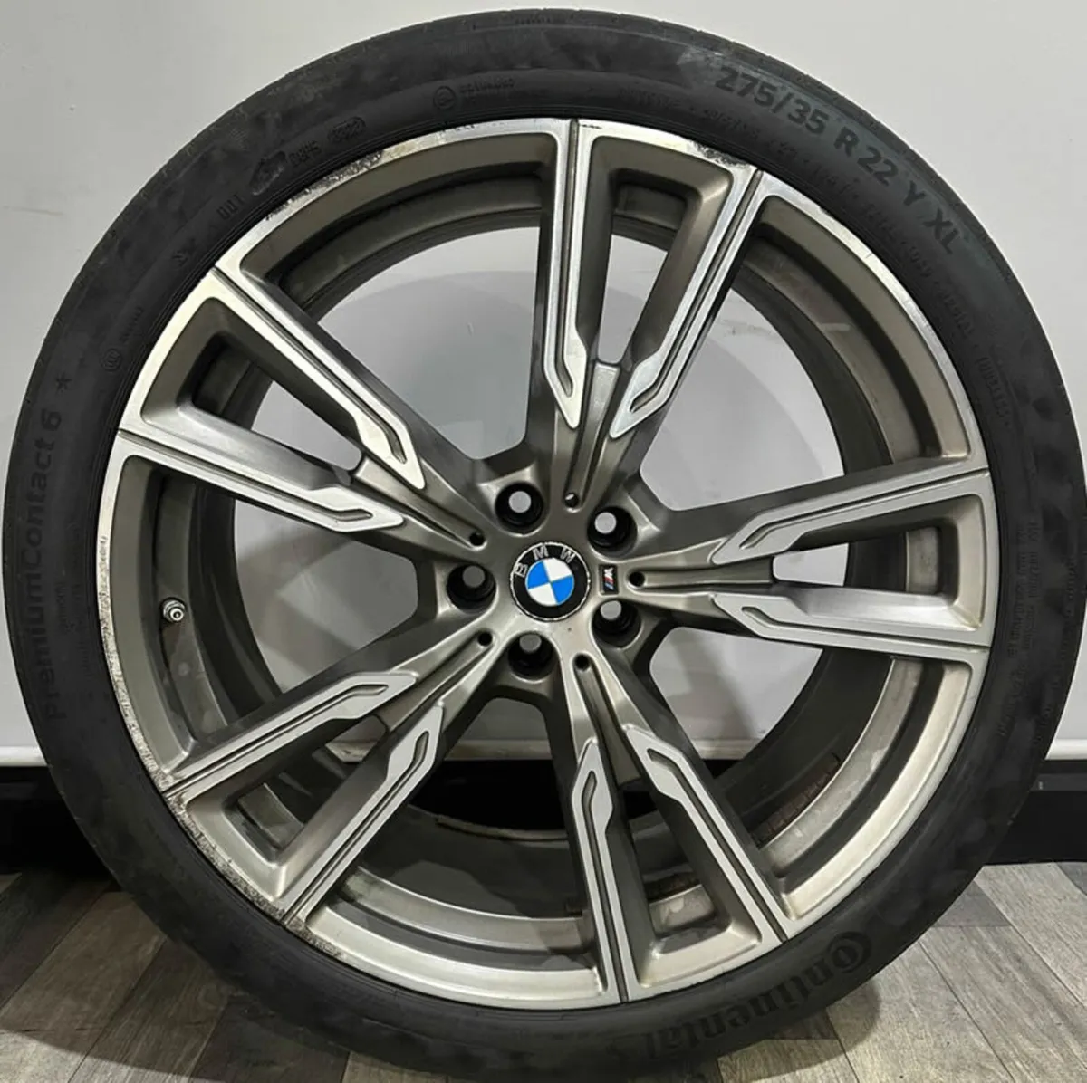22" Genuine BMW 747m Alloy Wheels & Continentals - Image 2