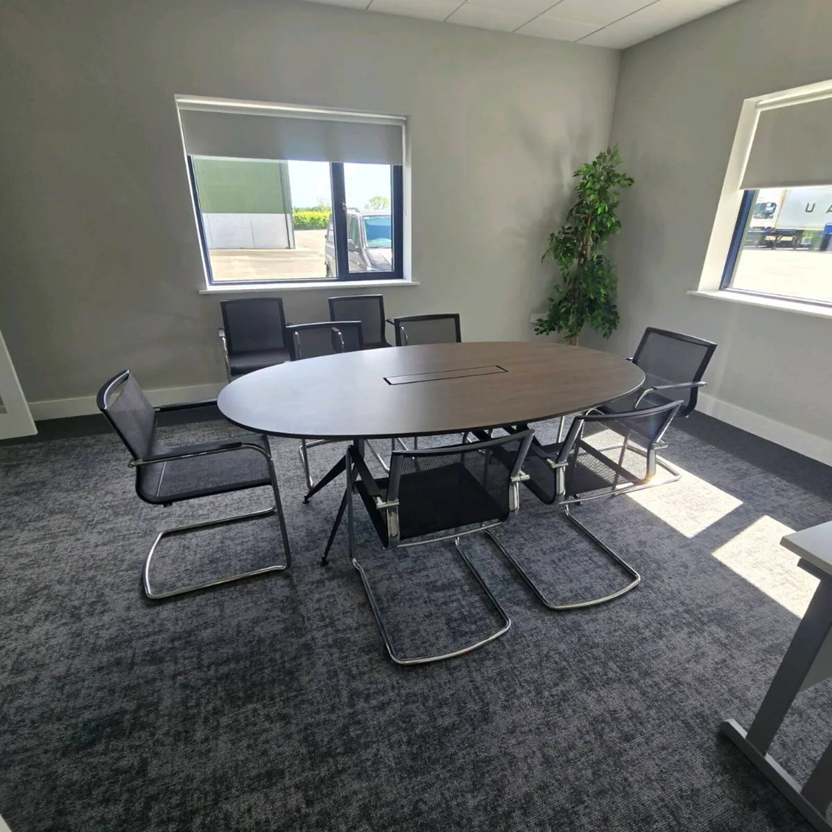 König Neurath and ICF meeting chairs. - Image 2