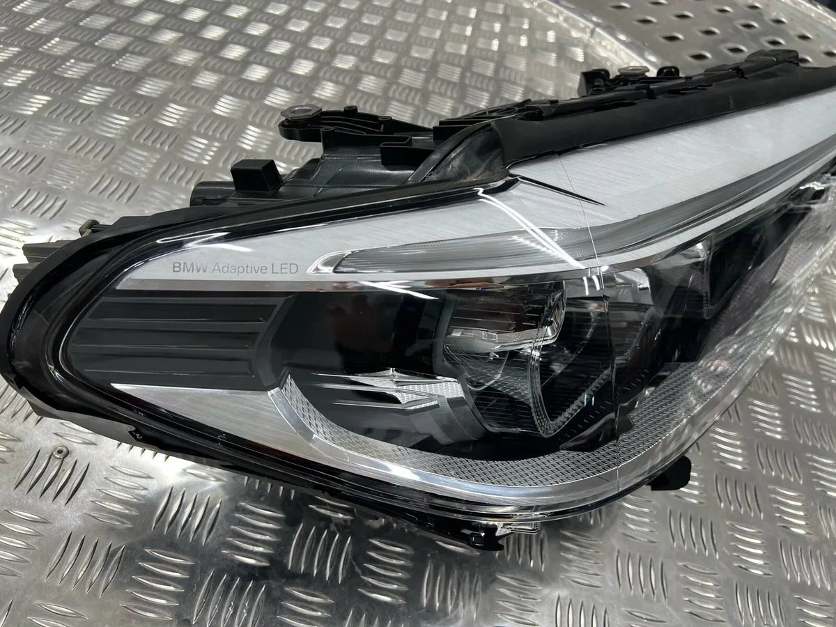 F10 and G30 headlights - Image 2