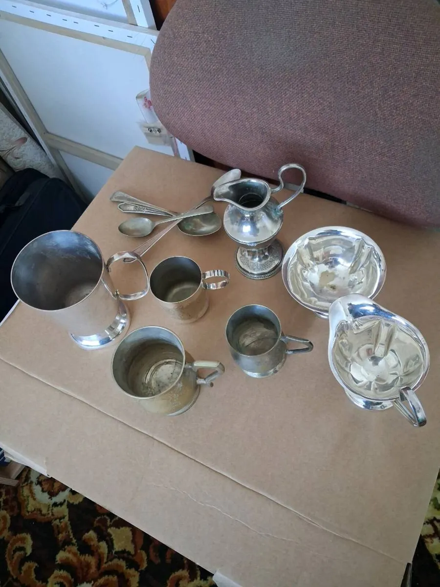 Vintage silver plate pieces - Image 1