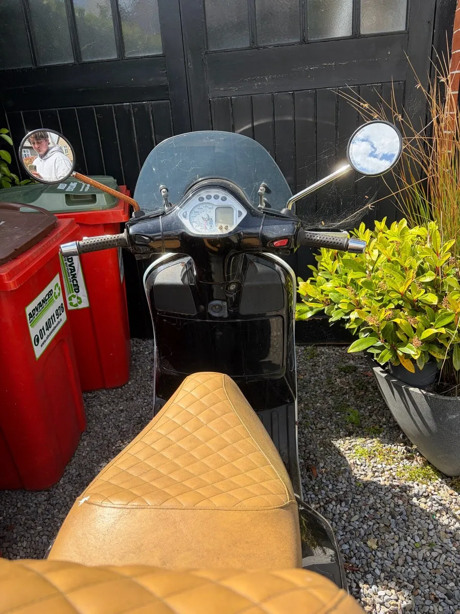 Vespa - Image 2