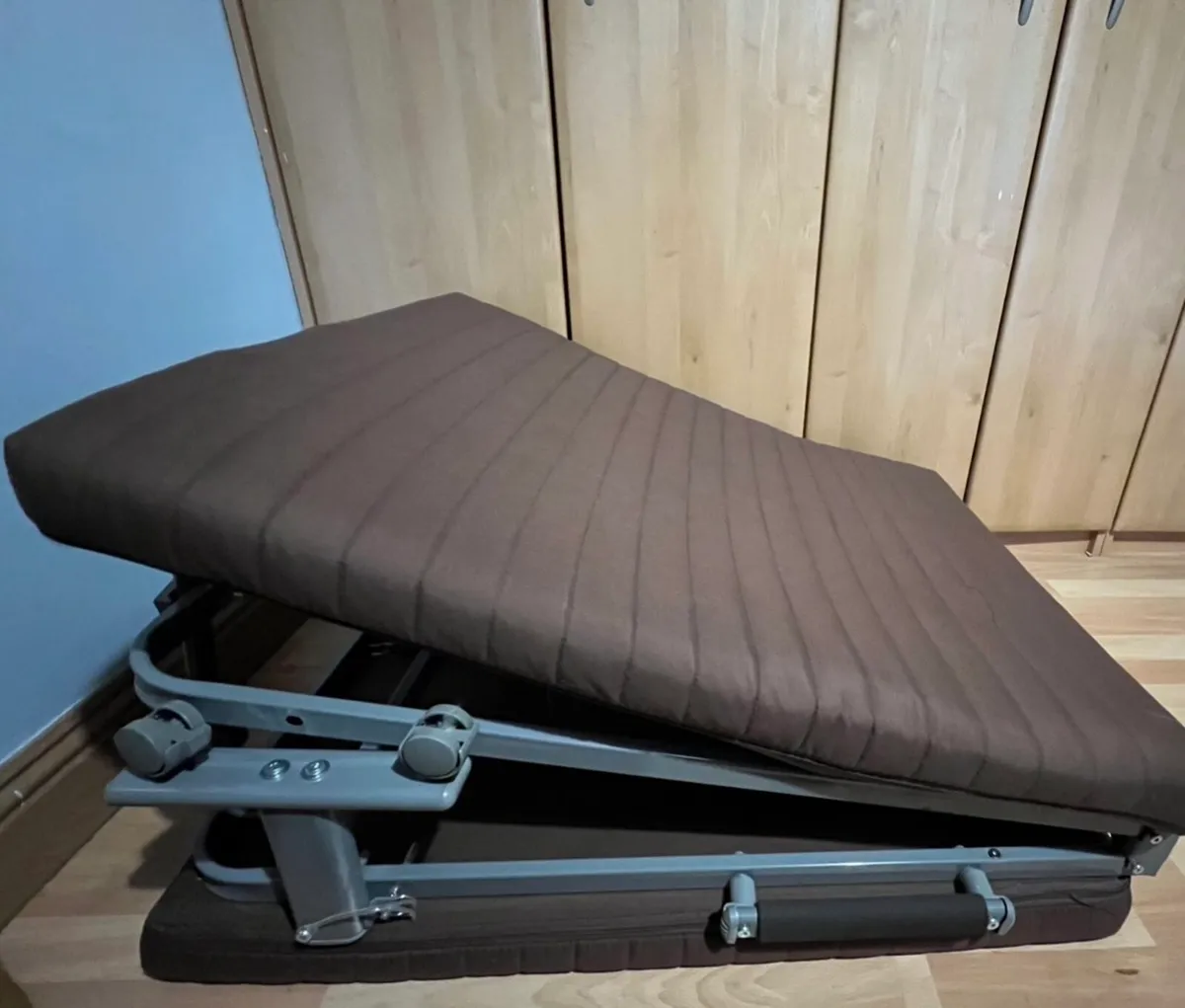 GUEST FOLDAWAY BED - Image 3