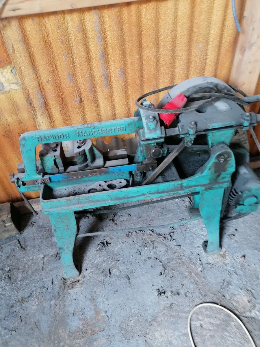 Power Hacksaw - Image 2