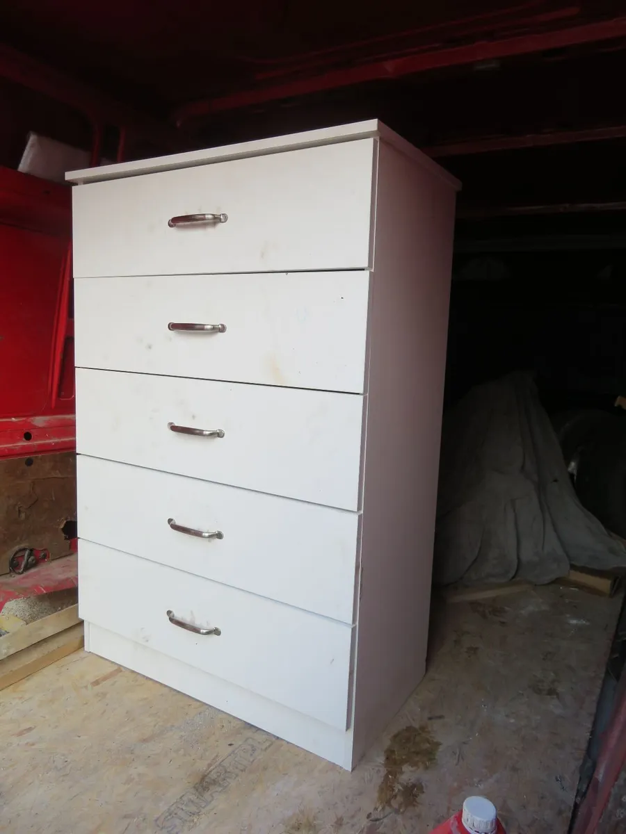 Chest of drawers - Image 3