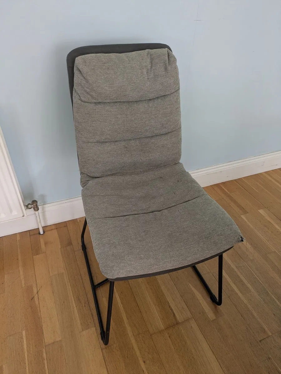 Kitchen chairs - Image 1