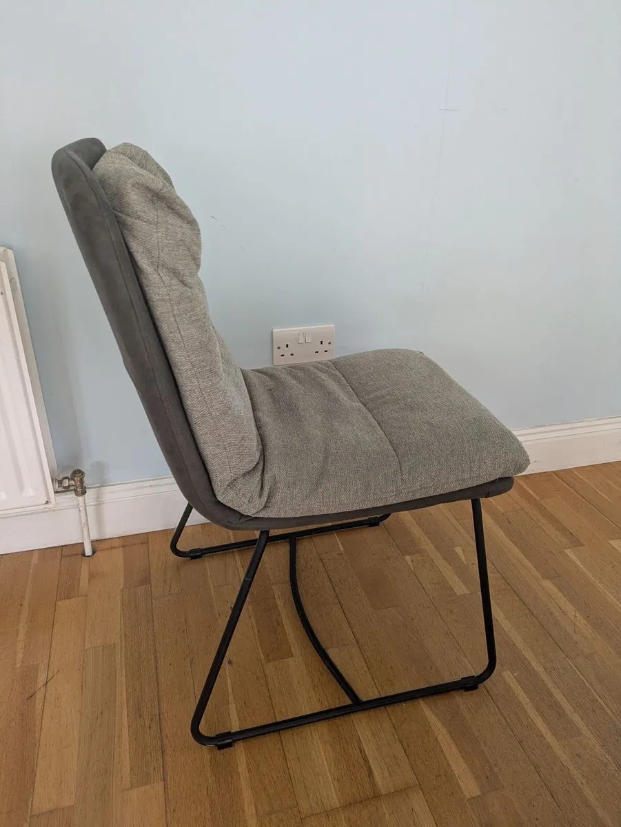 Kitchen chairs - Image 3