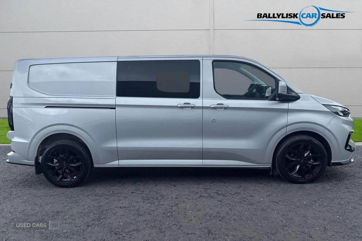 Ford Transit Custom 2.0 320 EcoBlue Limited Crew V - Image 3