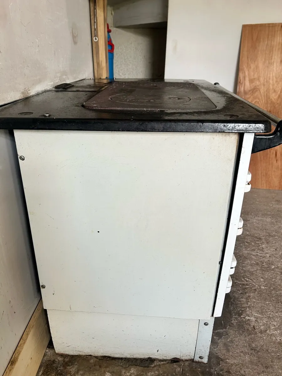 Stanley range solid fuel (wood/coal ) - Image 2