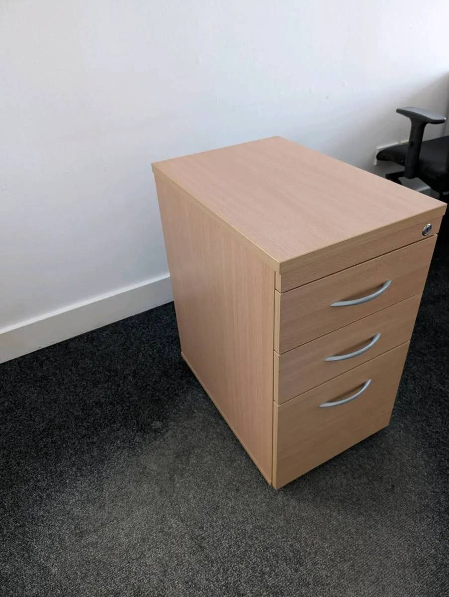 Office cabinet - Image 2