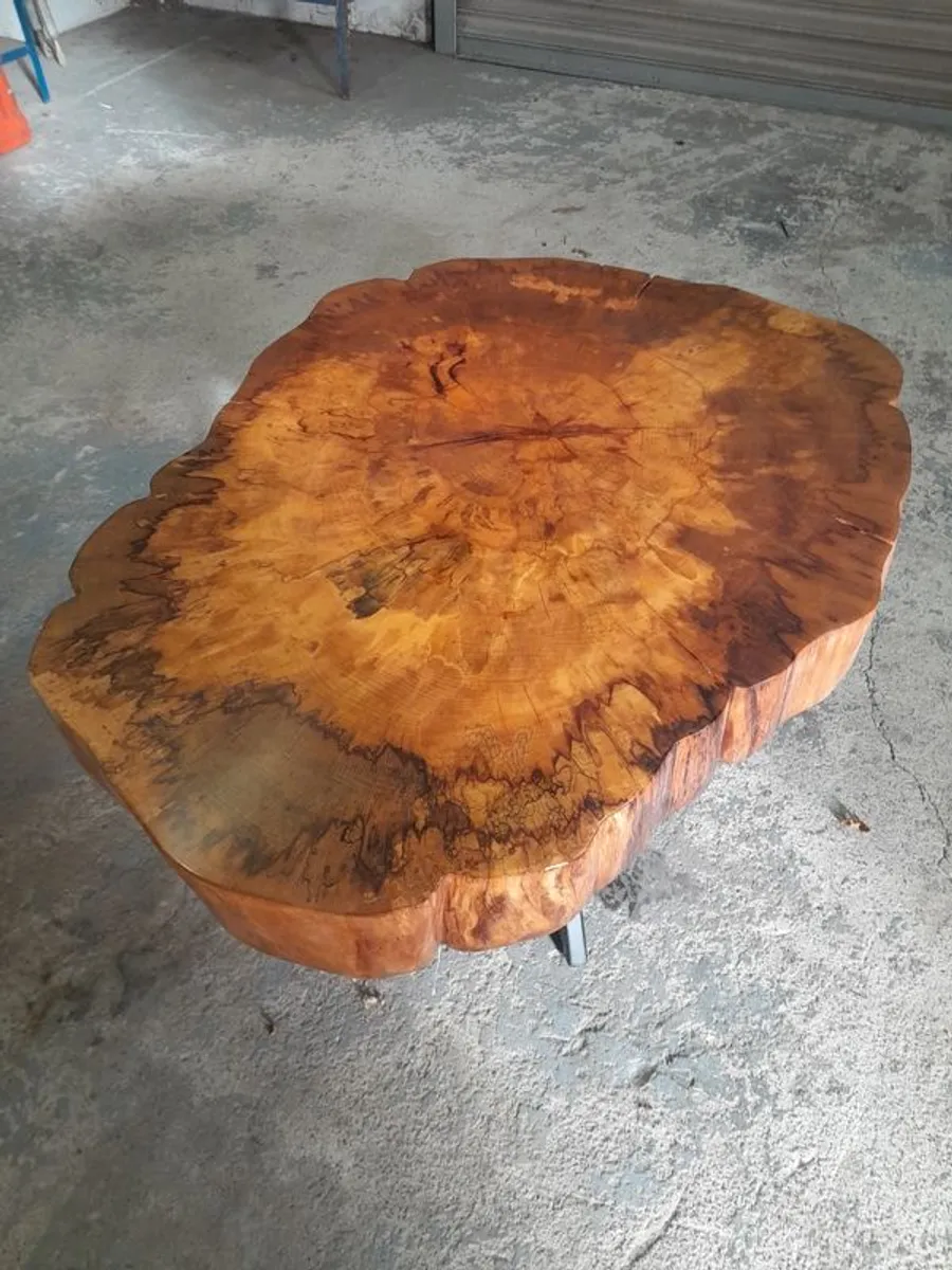 Resin/coffee table - Image 2