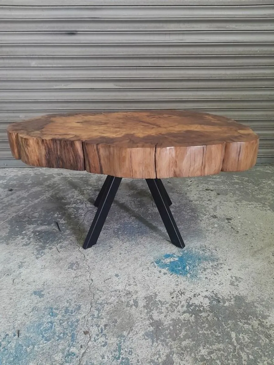 Resin/coffee table - Image 4