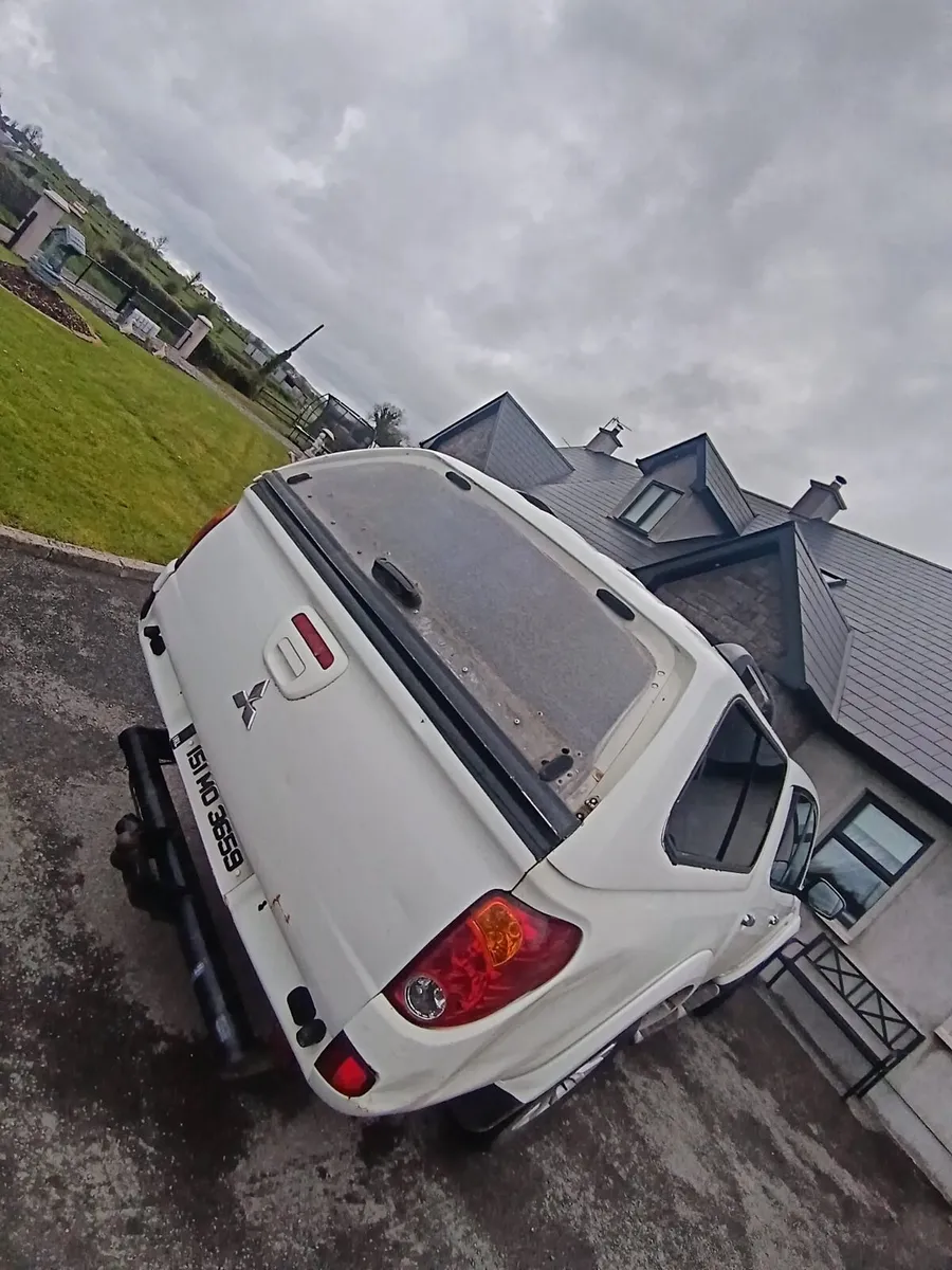 Mitsubishi l200 canopy - Image 2
