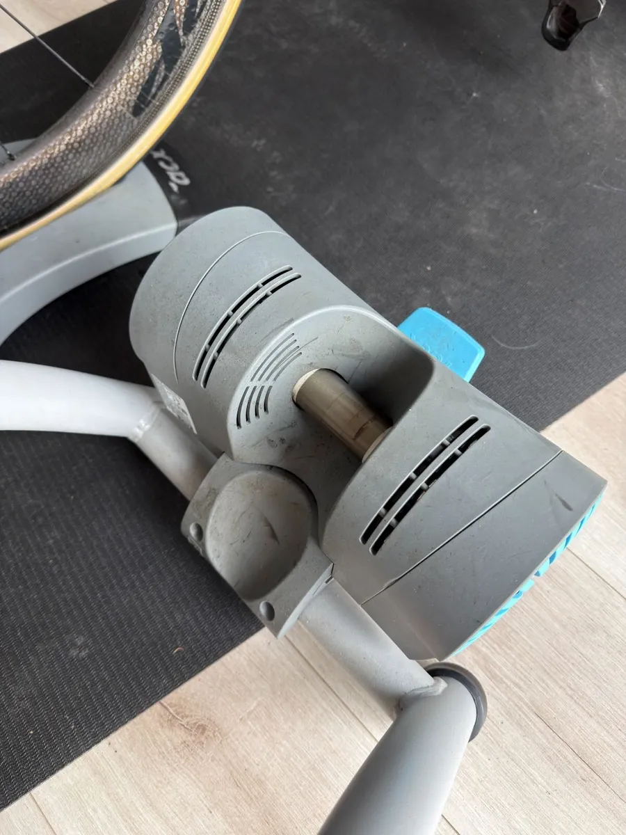 Tacx Vortex Smart Trainer Zwift Compatible - Image 3