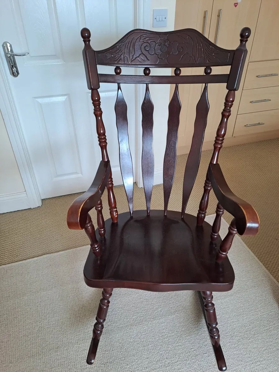 Rocking chair - Image 2