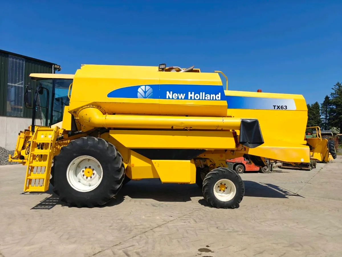 2005 New Holland TX63 - Image 2