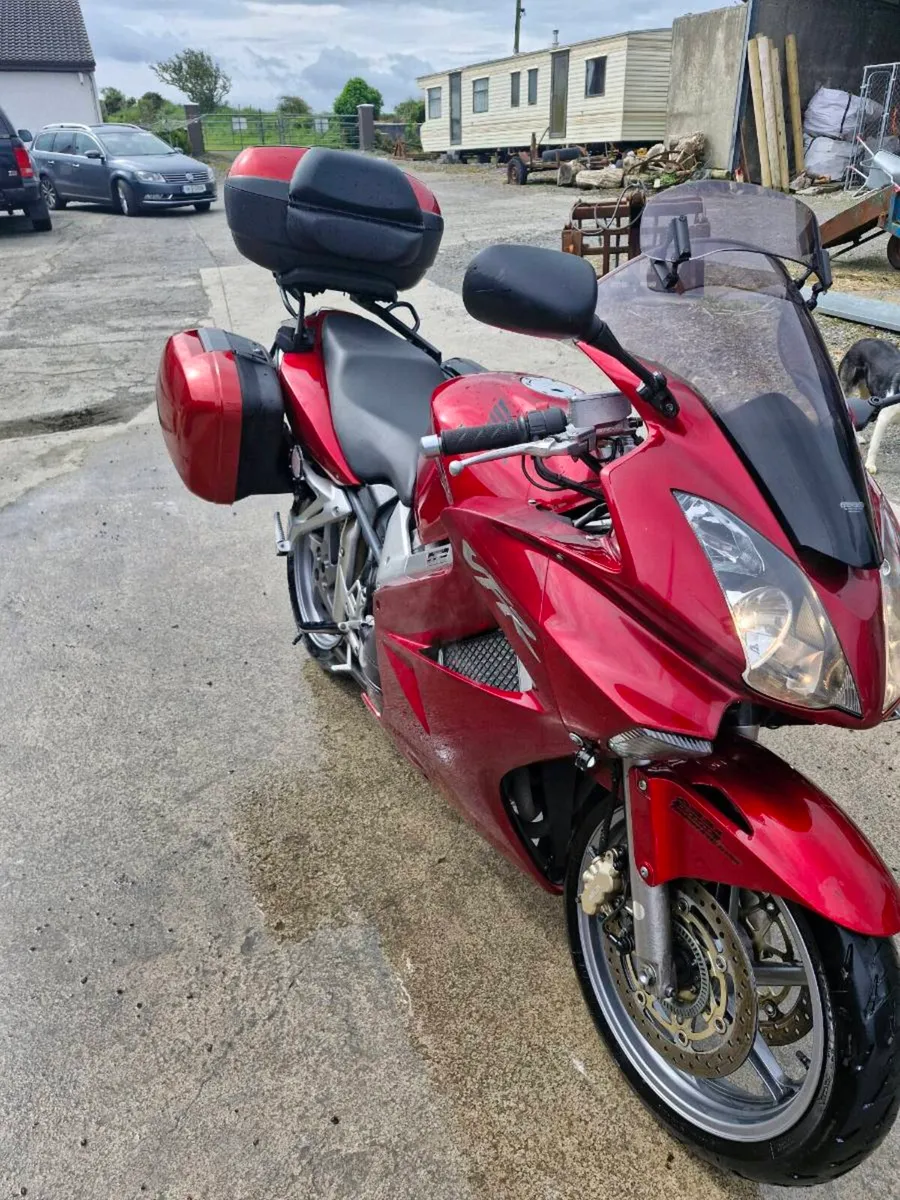 Honda vfr800 - Image 1