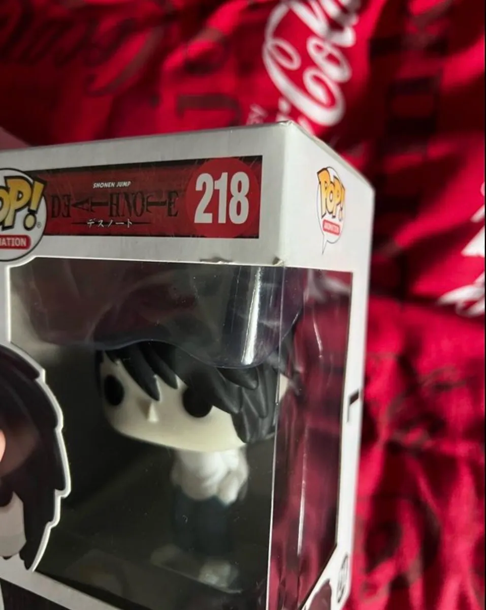 L and Light Funko pop [ORIGINAL] bit of damage - Image 2