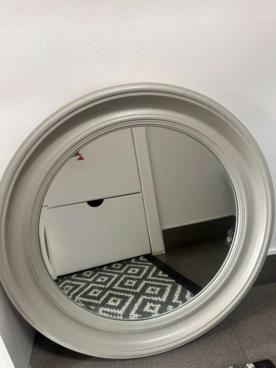 Mirror - Image 2