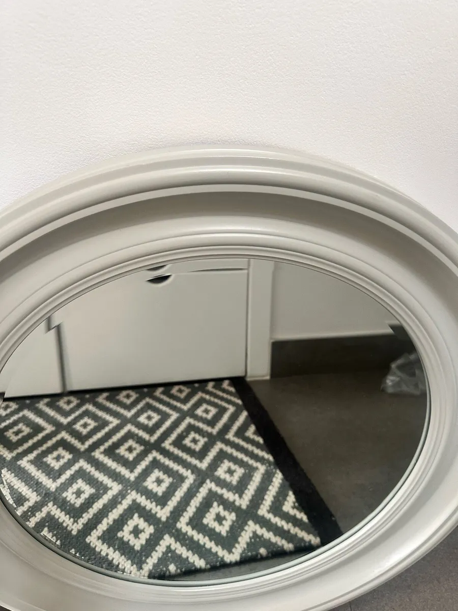 Mirror - Image 3