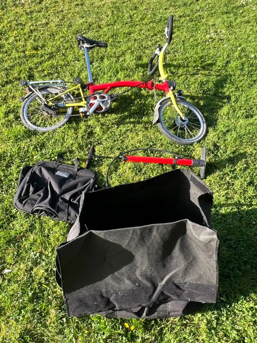 Rare & Eye-Catching: 6-Speed Brompton P-Type (Red/Yellow Edition) - Image 1