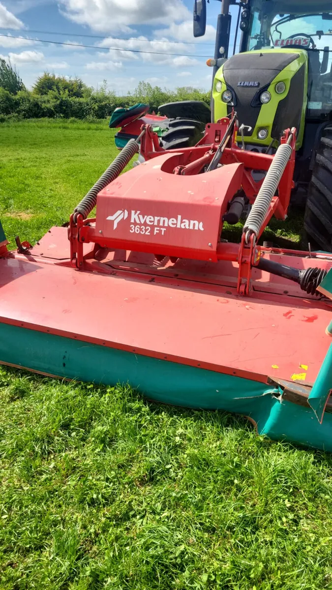 KVERNELAND TRIPLE MOWER SET - Image 3