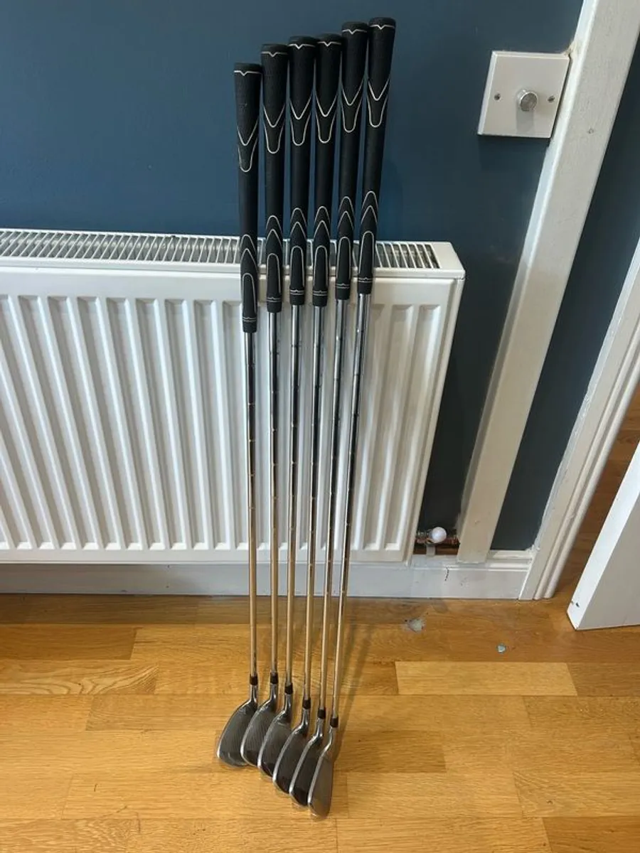 Wilson Tour RX Golf Club Set - Image 2