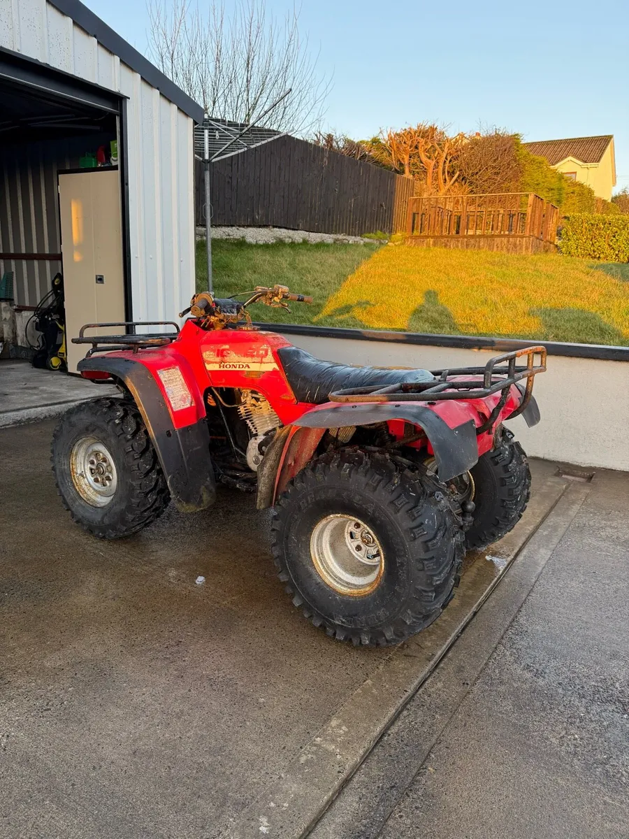 Honda 300 Big Red - Image 4