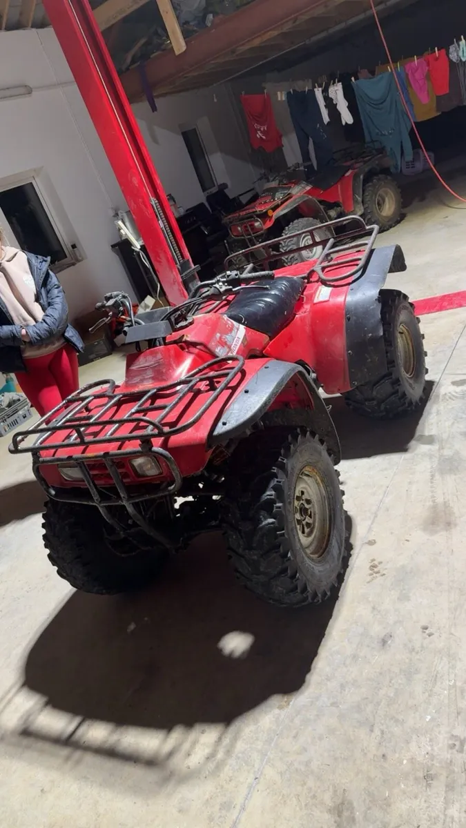 Honda 300 Big Red - Image 2