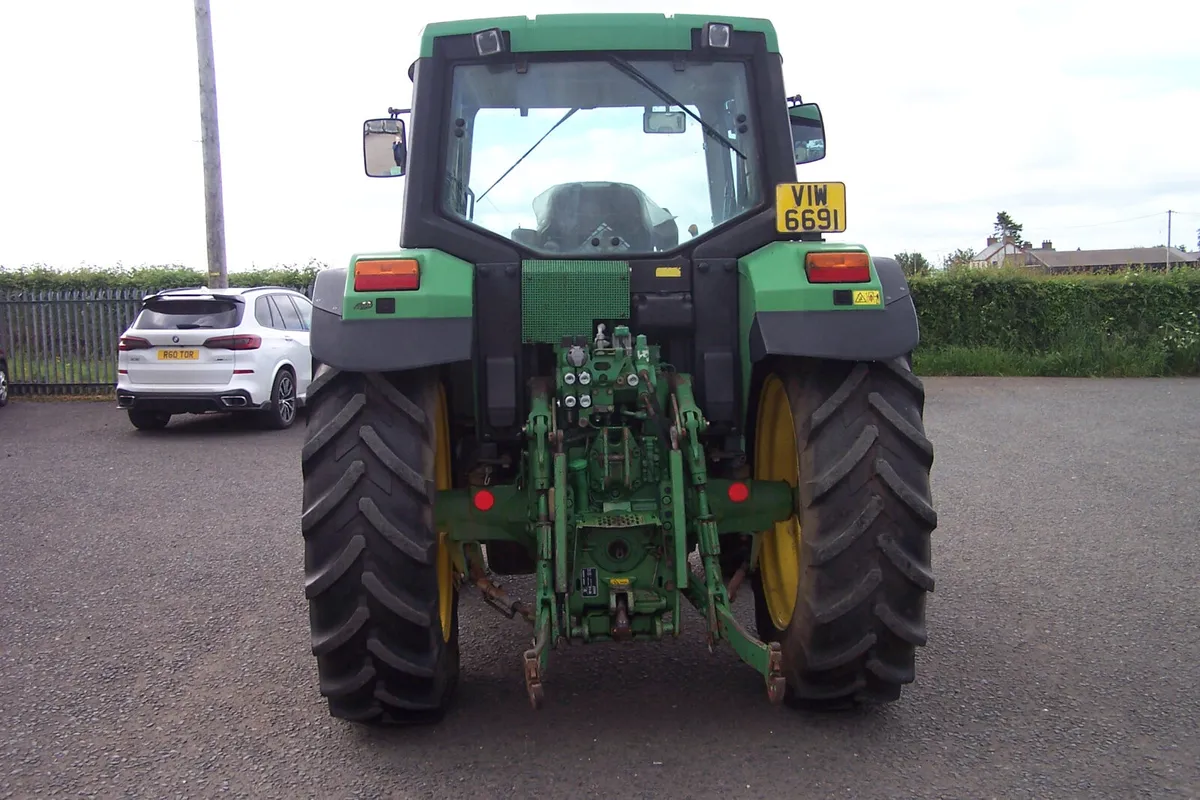 1998 John Deere 6310 - Image 4