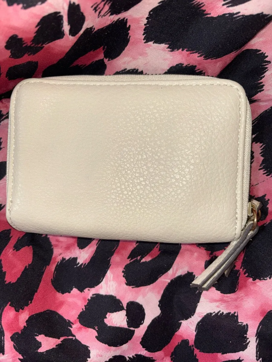 Juicy Couture Purse - Image 4